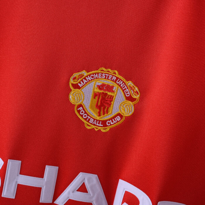Manchester United Retro  Jersey – Home Season 1985 - Image 4