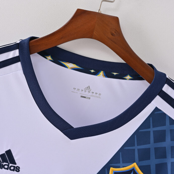 Los Angeles Galaxy Retro Jersey – Home Season 11/12 - Image 2