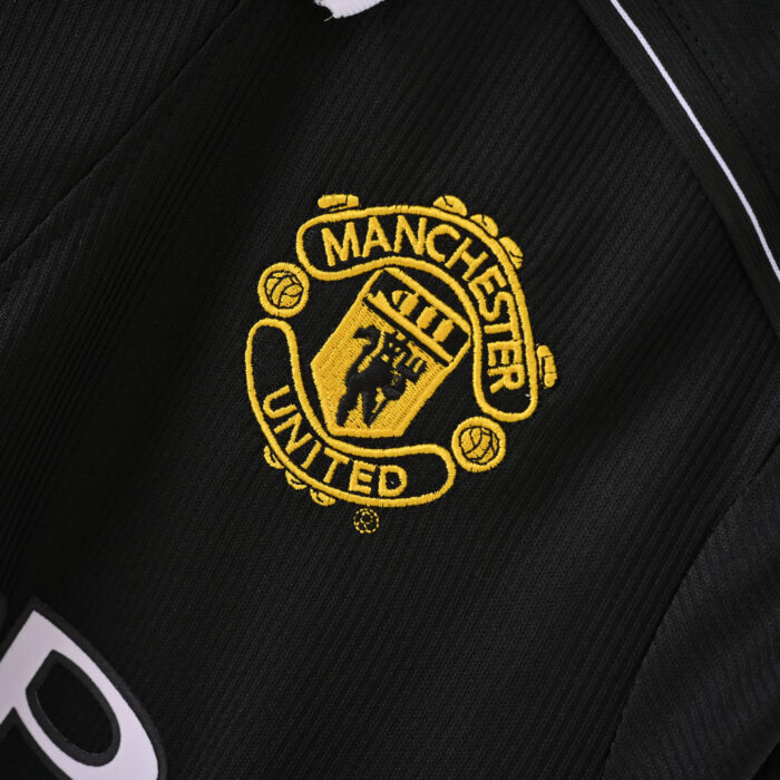 Manchester United Retro Long sleeves Jersey – Third Season 98/99 - Image 5