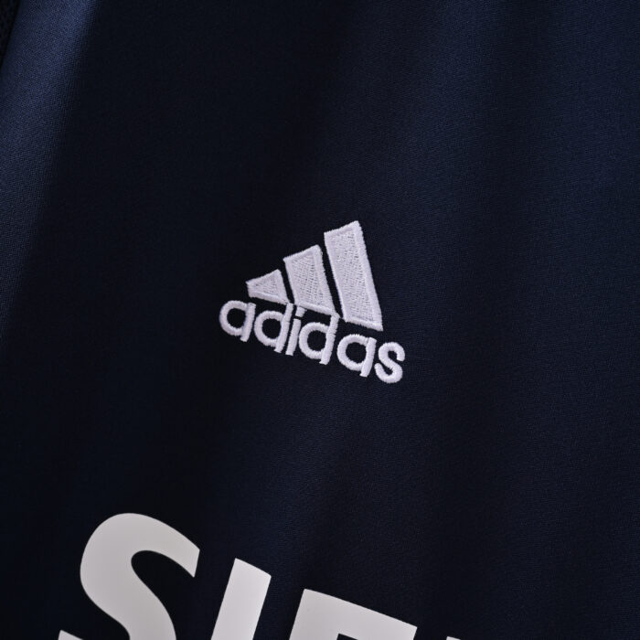 Real Madrid Retro Jersey – Away Season 04/05 - Image 5