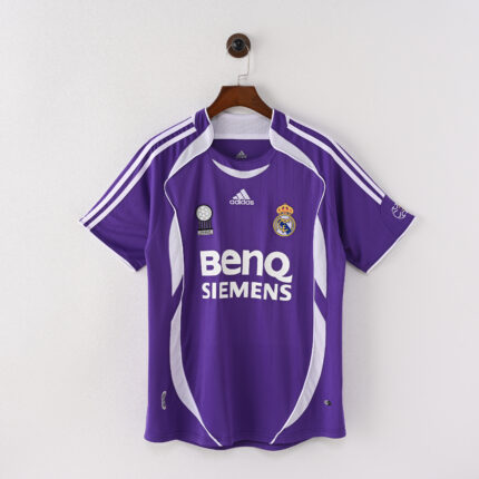 Real Madrid Retro Jersey – Third Season 06/07