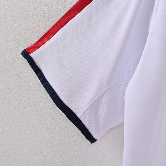 England Retro Jersey – Home  2004 - Image 3
