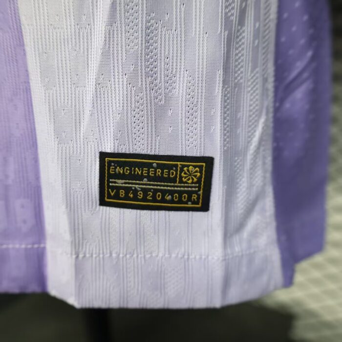 Away Jersey 25/26 FC Brighton Hove Albion -  Player's Edition - Image 4