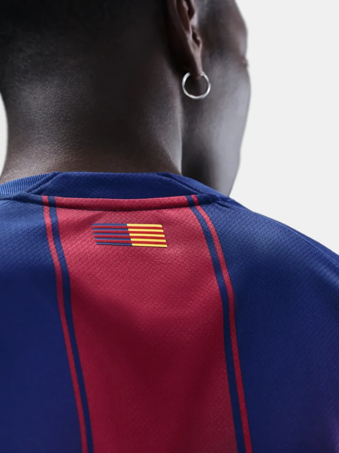 Home Jersey 25/26  FC Barcelona - Image 5