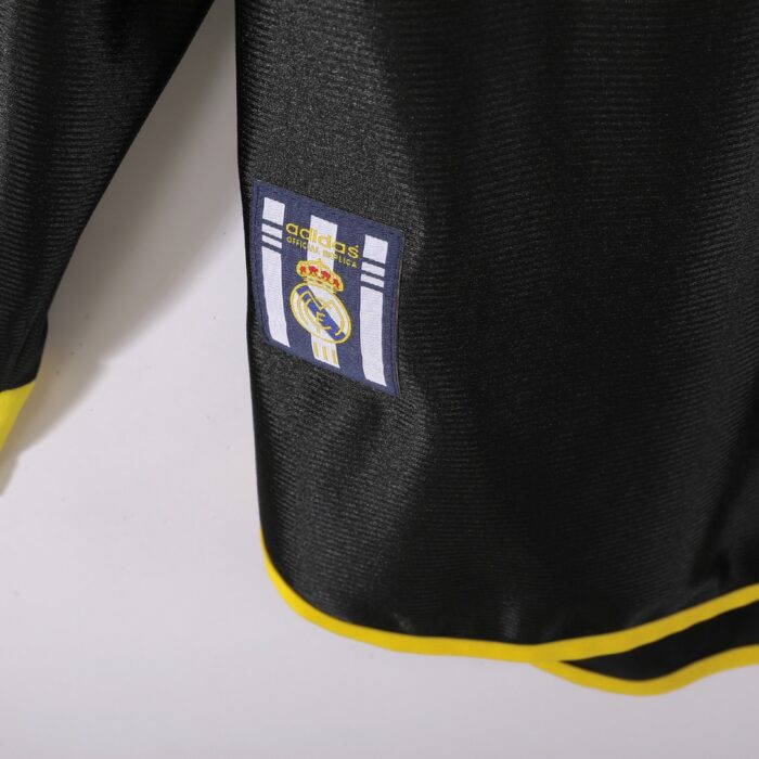 Real Madrid Long Sleeve Retro Jersey – Away  Season 99/01 - Image 6