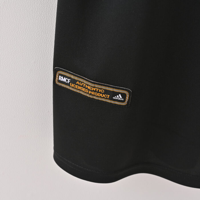 Real Madrid Retro Jersey – Away Season 01/02 - Image 8