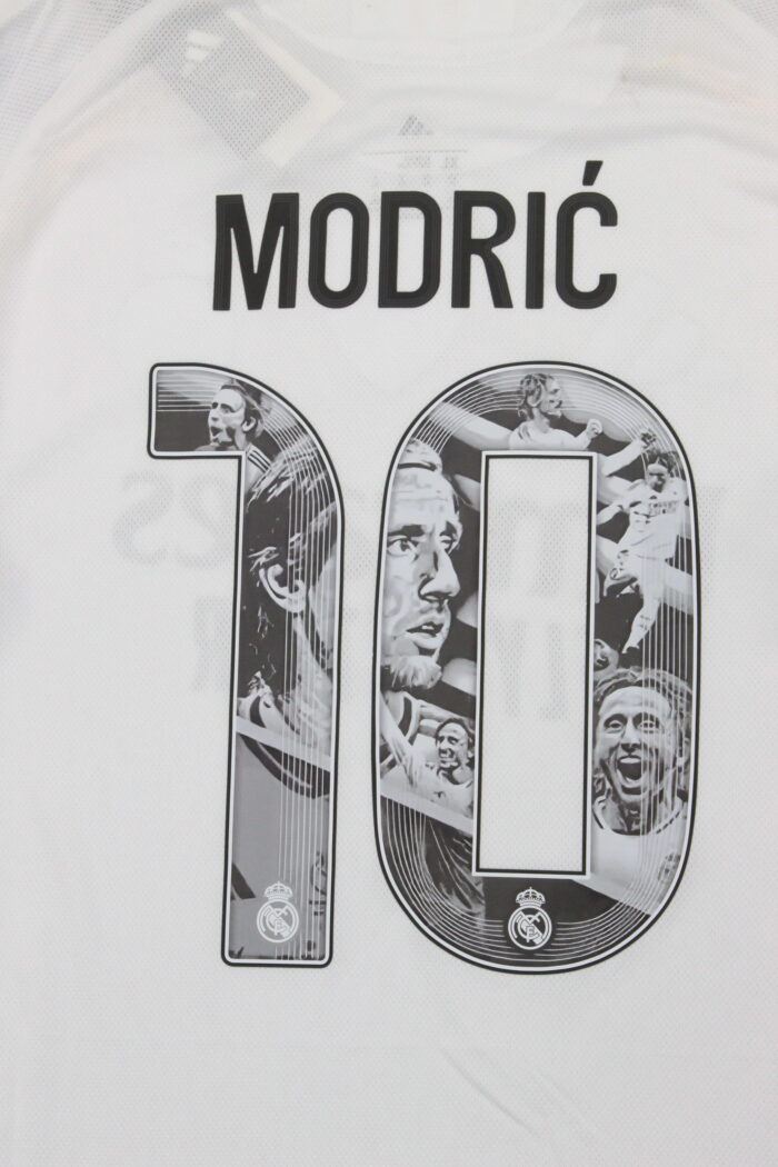 Modric commemorative jersey 25/26 FC Real Madrid - Image 3
